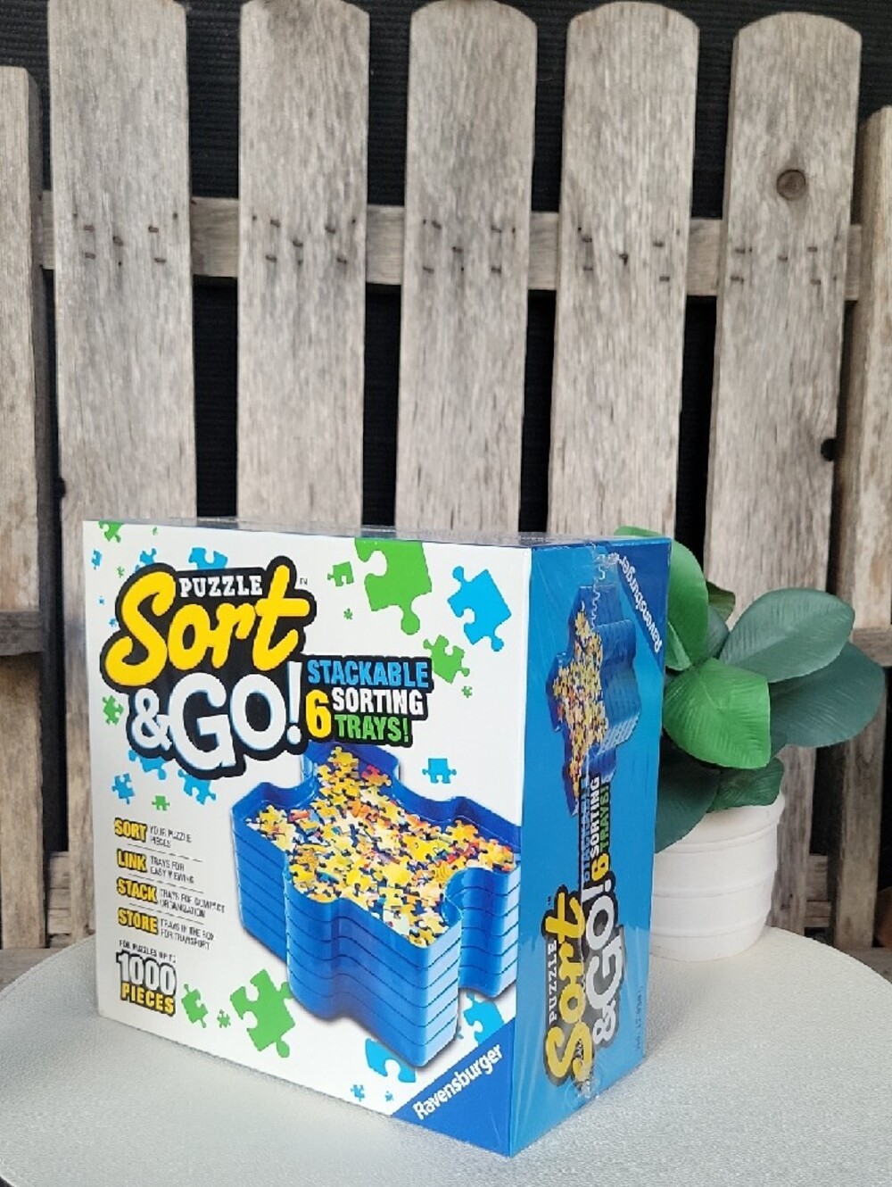 Ravensburger Puzzle Sort & Go! Stackable Trays - Blue - Picture 2 of 4